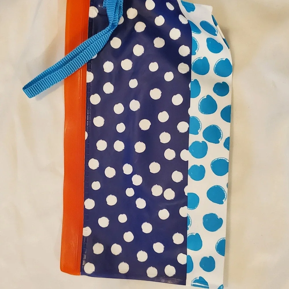 Huggies Clutch n Clean Reusable Baby Wipes Pouch Navy Blue Polka Dot Travel Case